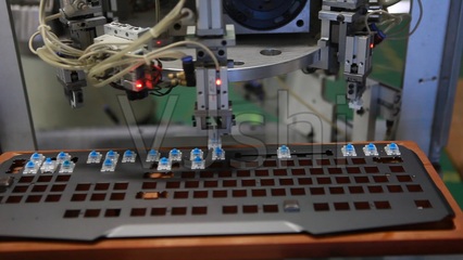 機械加工電子產(chǎn)品鍵盤自動企業(yè)工廠_1920X1080_高清視頻素材下載(編號:960367)_實拍視頻